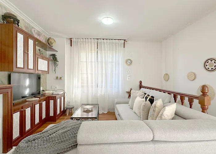 Con Jardin Y Parking En Santurce